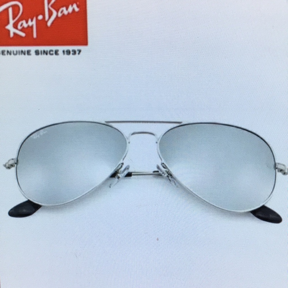 Ray-Ban Metallic Silver Aviator Sunglasses